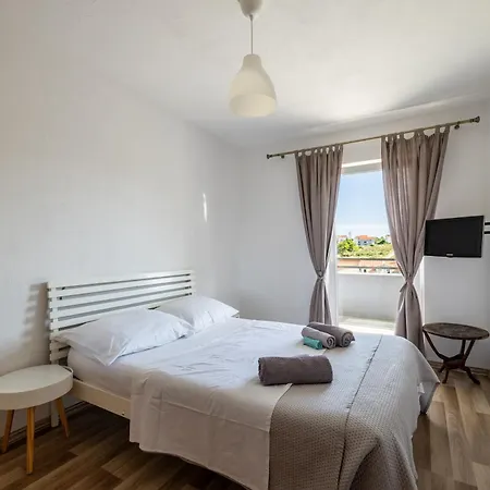 Under The Rock Apartmán *