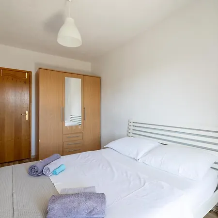 Under The Rock Apartmán