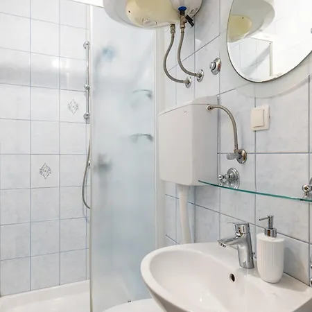 Apartment Under The Rock